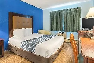 Econo Lodge Inn & Suites Airport Windsor Locks Quarto foto