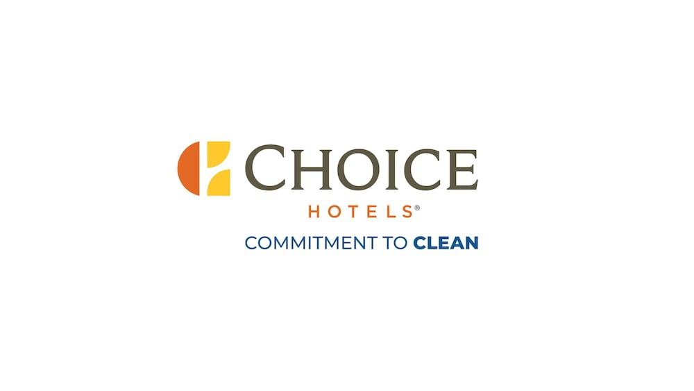 Hotel Econo & Airport