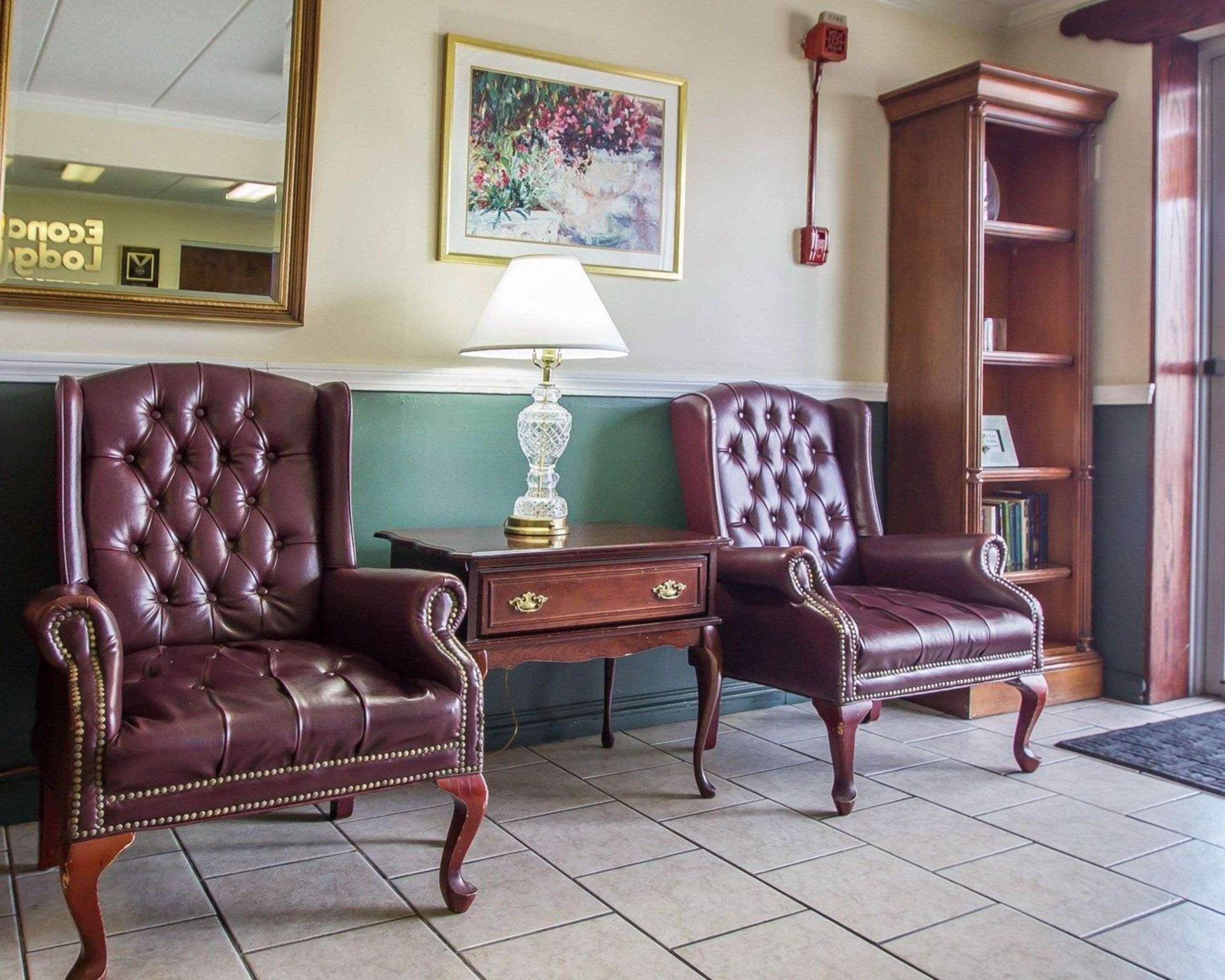Hotel Econo & Airport Windsor Locks